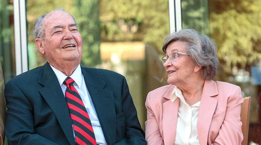 Dixie and Anne Leavitt