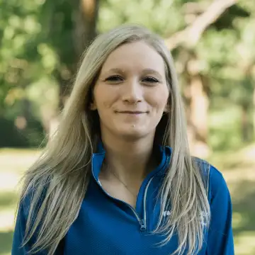 Halle Pilgrim