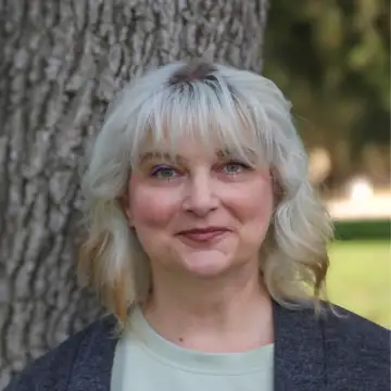 Angela Bacon